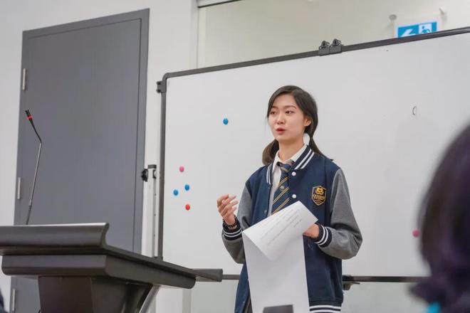 OSSD课程：免雅思直录海外前百名校上海OSSD学校女王是首选(图2)