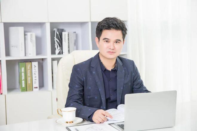 云学教育科技集团2025年新年贺词