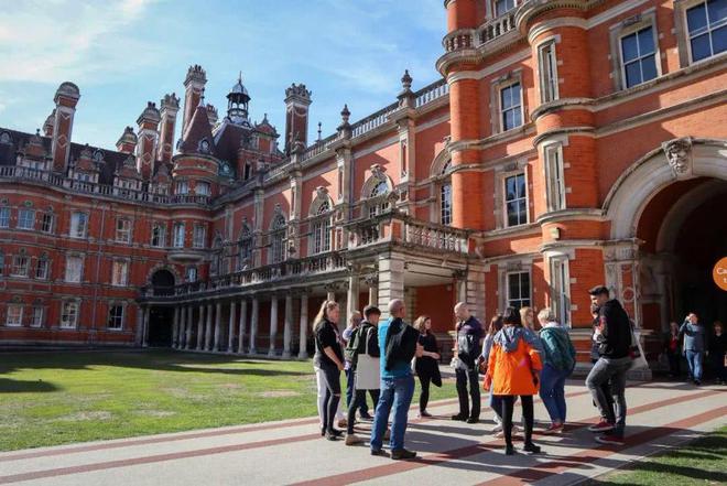 英国留学硕士申请全攻略：关键要素、材料准备与时间规划